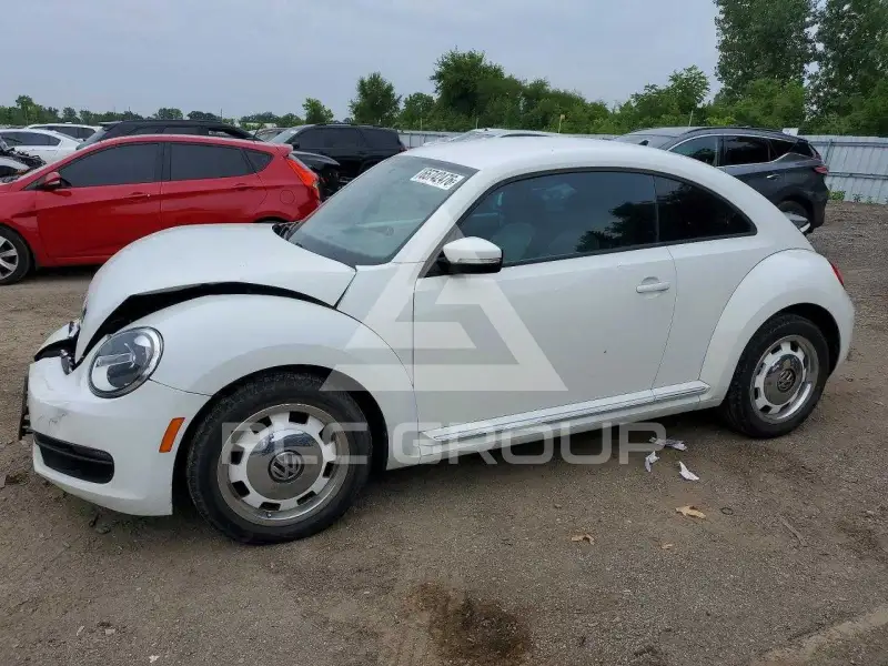 2016 Volkswagen BEETLE photo