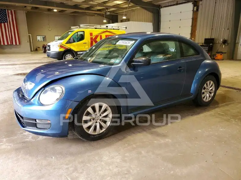 2016 Volkswagen BEETLE photo