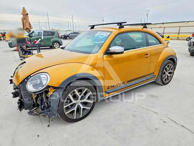 2016 Volkswagen BEETLE фото
