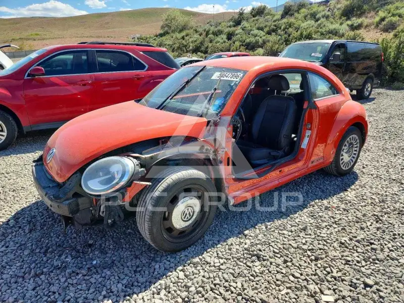 2016 Volkswagen BEETLE фото