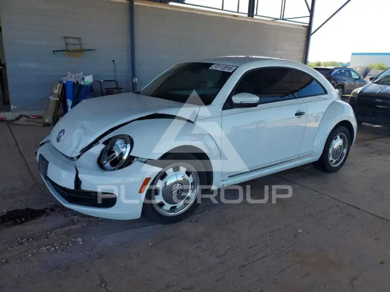 2016 Volkswagen BEETLE photo