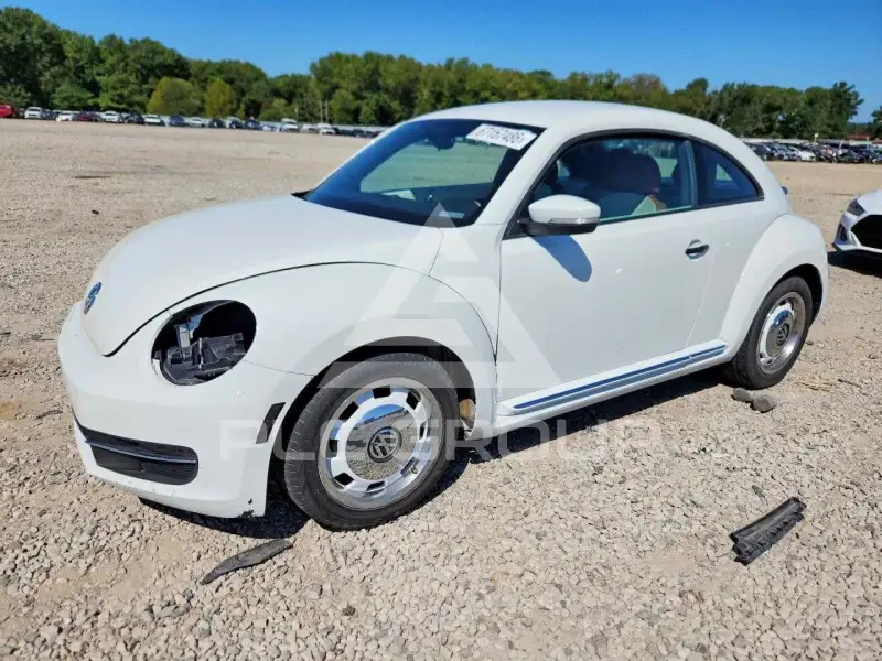 2016 Volkswagen BEETLE фото