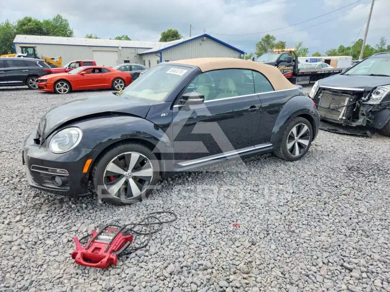 2016 Volkswagen BEETLE фото