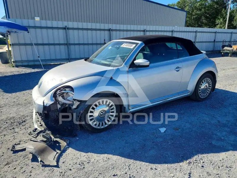 2016 Volkswagen BEETLE фото