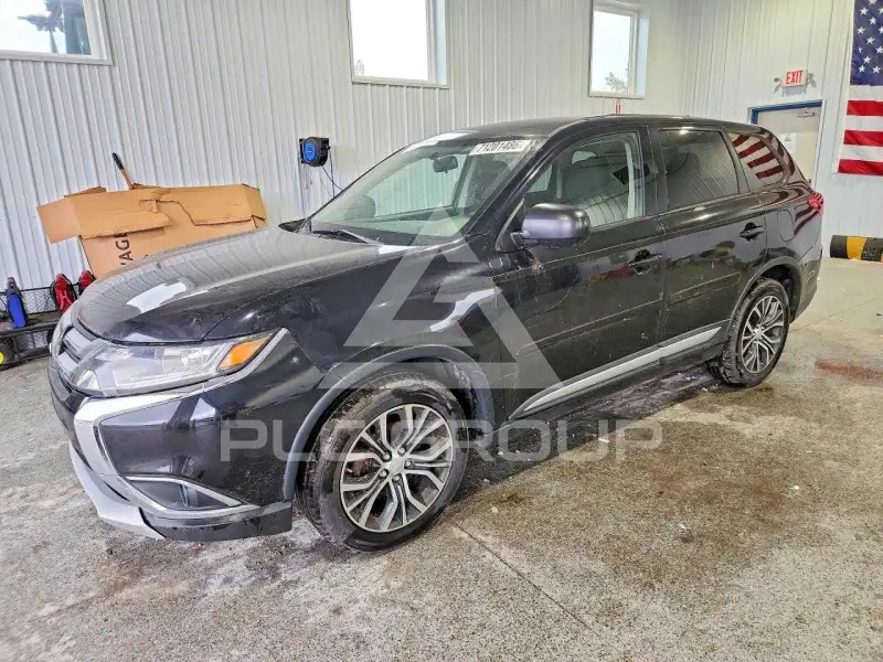 2017 Mitsubishi OUTLANDER photo