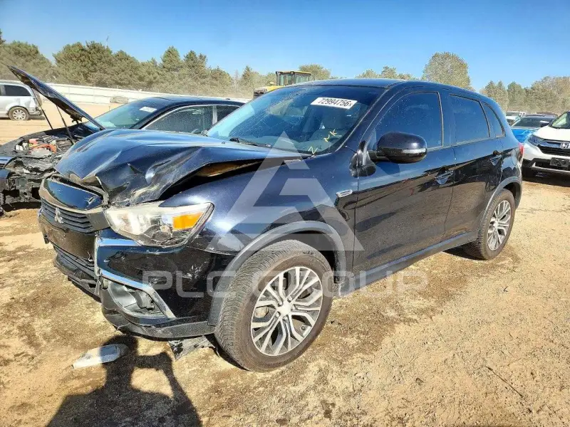 2017 Mitsubishi OUTLANDER фото