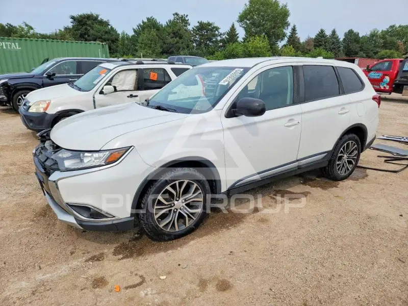 2017 Mitsubishi OUTLANDER фото