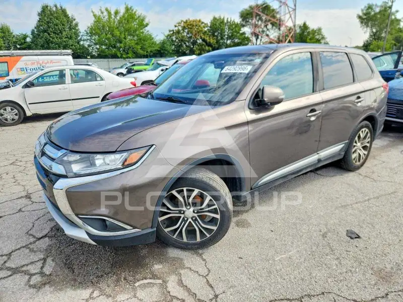 2017 Mitsubishi OUTLANDER фото