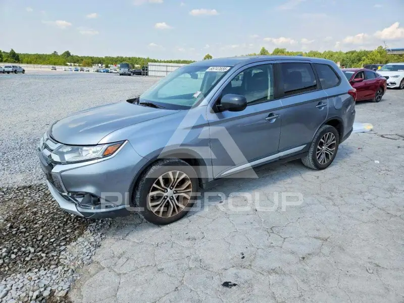 2017 Mitsubishi OUTLANDER photo