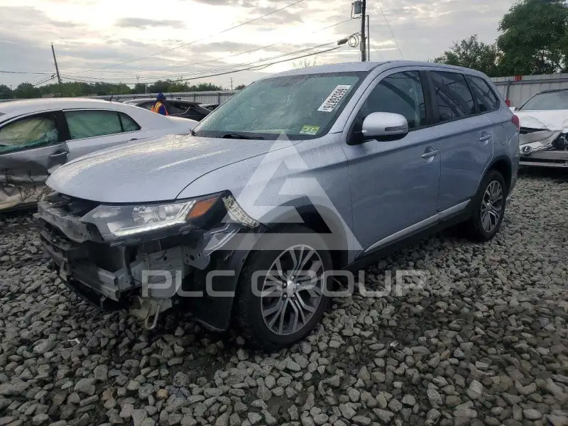 2017 Mitsubishi OUTLANDER фото