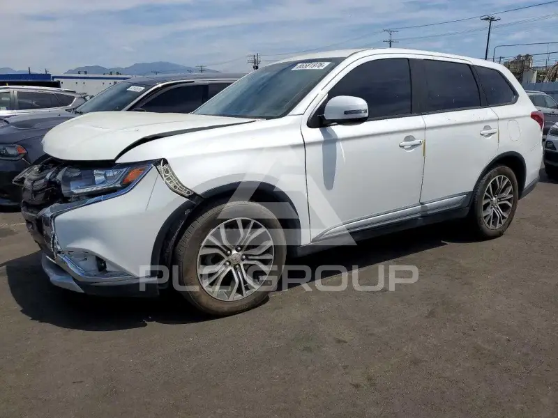 2017 Mitsubishi OUTLANDER фото