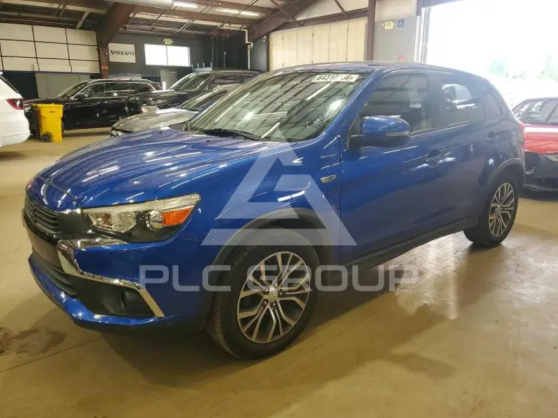 2017 Mitsubishi OUTLANDER photo
