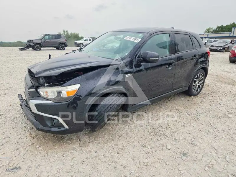 2017 Mitsubishi OUTLANDER фото