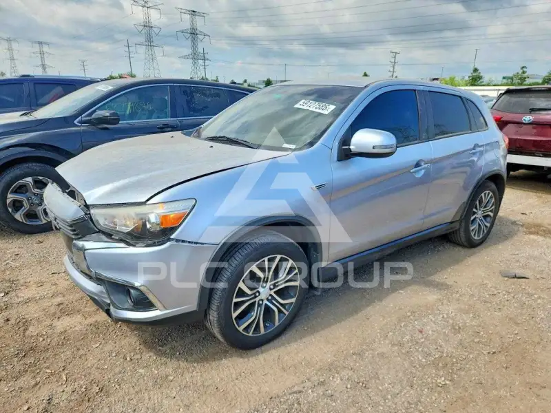 2017 Mitsubishi OUTLANDER фото