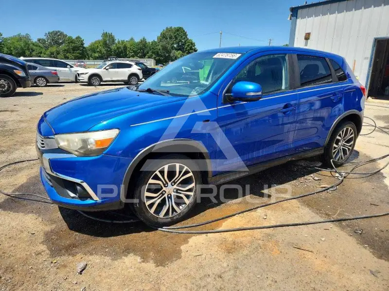 2017 Mitsubishi OUTLANDER фото