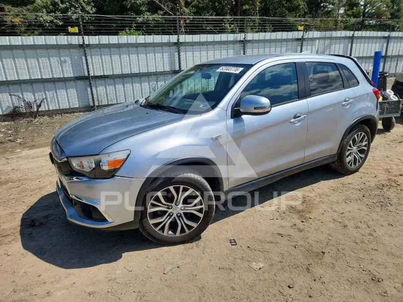 2017 Mitsubishi OUTLANDER фото