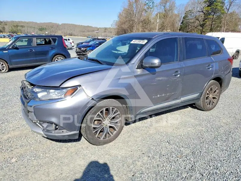 2017 Mitsubishi OUTLANDER фото