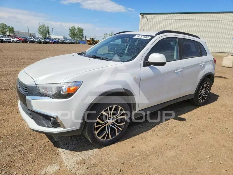 2017 Mitsubishi OUTLANDER photo