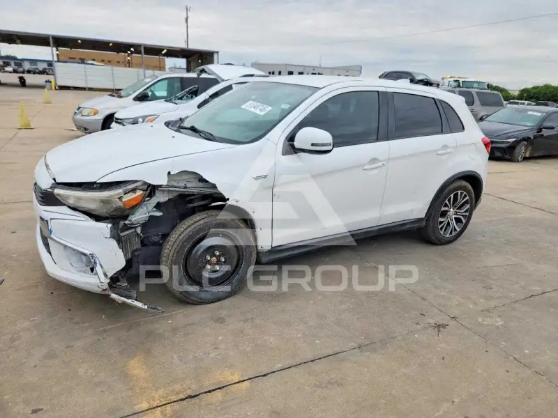 2017 Mitsubishi OUTLANDER фото