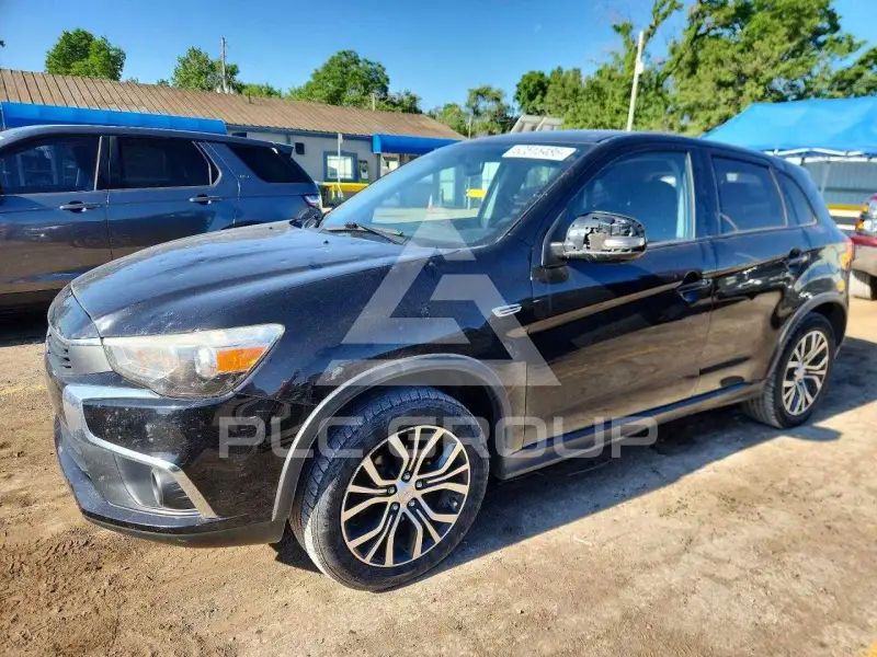 2017 Mitsubishi OUTLANDER фото