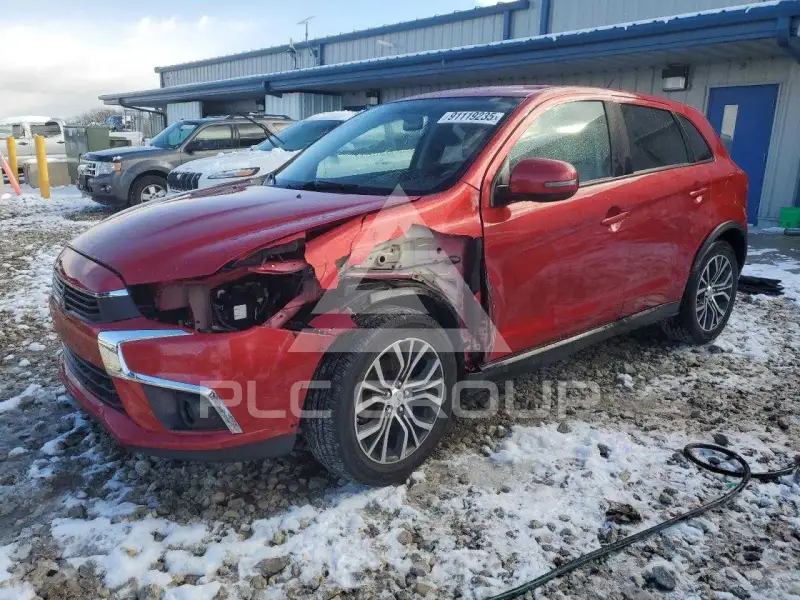2017 Mitsubishi OUTLANDER фото