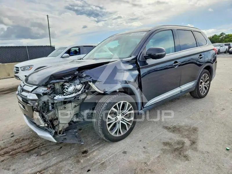 2017 Mitsubishi OUTLANDER фото