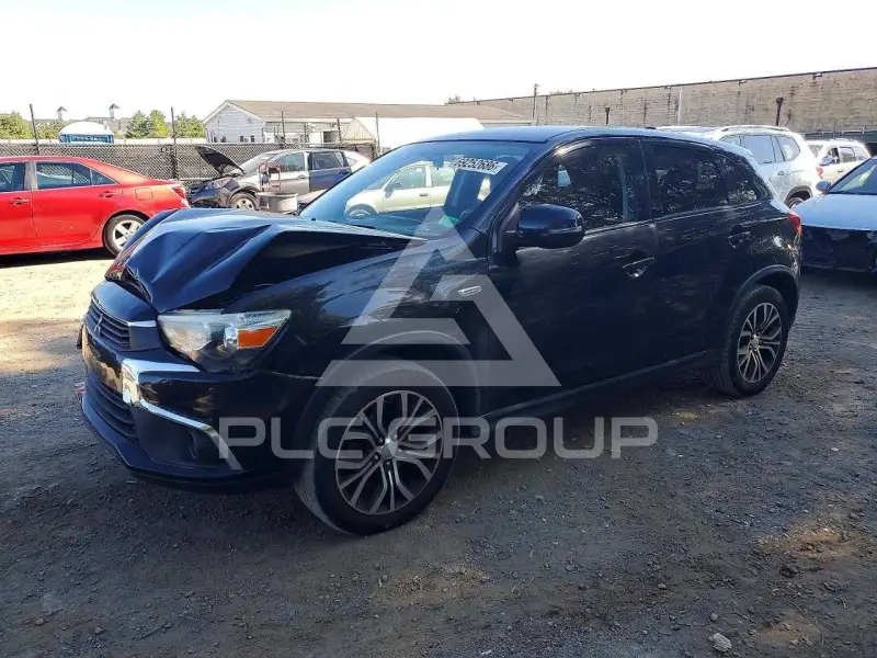2017 Mitsubishi OUTLANDER фото