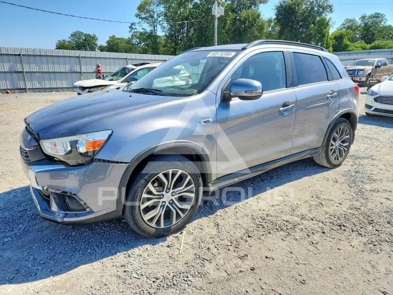 2017 Mitsubishi OUTLANDER photo