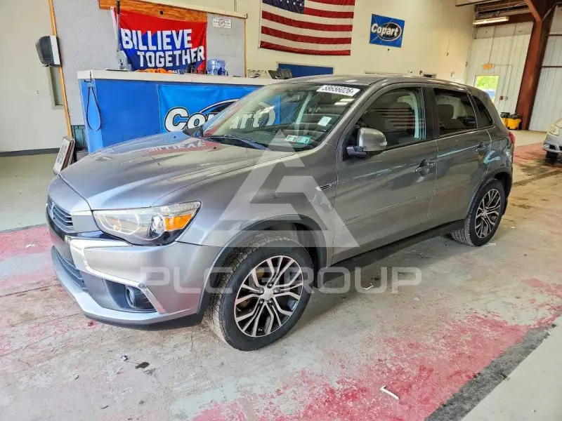 2017 Mitsubishi OUTLANDER фото