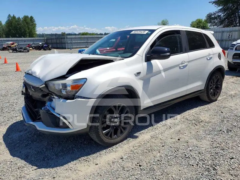 2017 Mitsubishi OUTLANDER фото