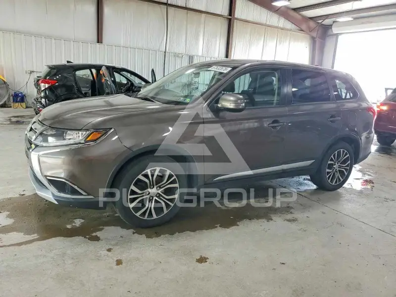 2017 Mitsubishi OUTLANDER фото