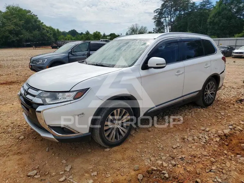 2017 Mitsubishi OUTLANDER фото
