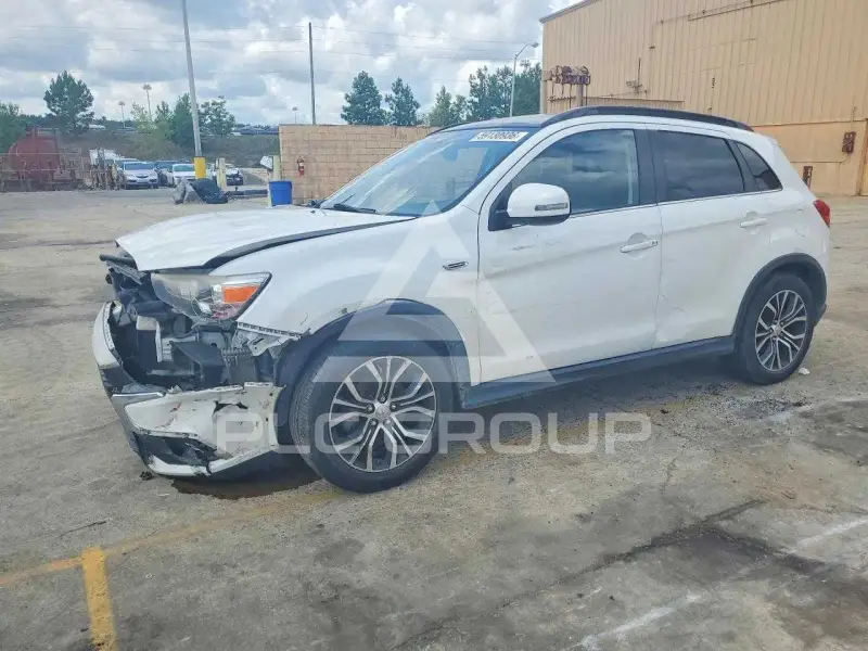 2017 Mitsubishi OUTLANDER photo