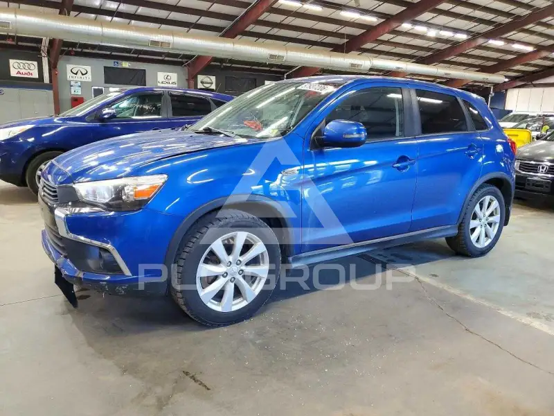 2017 Mitsubishi OUTLANDER фото