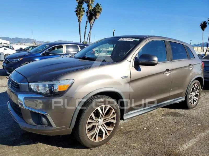 2017 Mitsubishi OUTLANDER фото