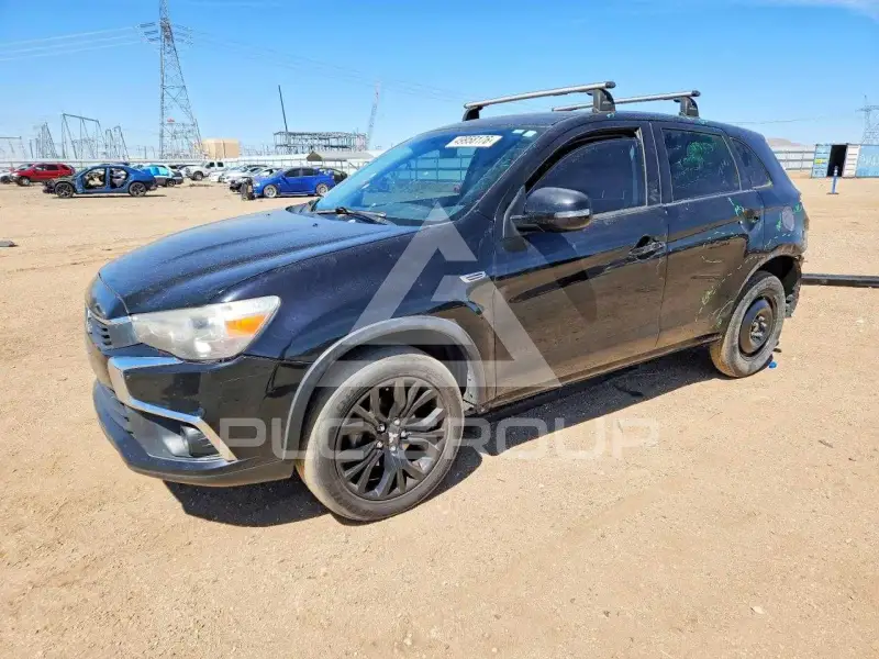 2017 Mitsubishi OUTLANDER фото