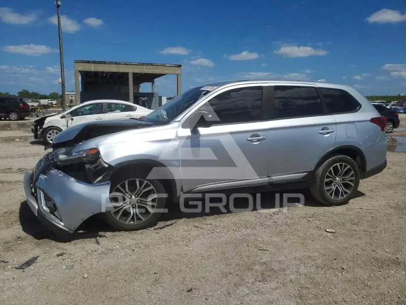 2017 Mitsubishi OUTLANDER фото