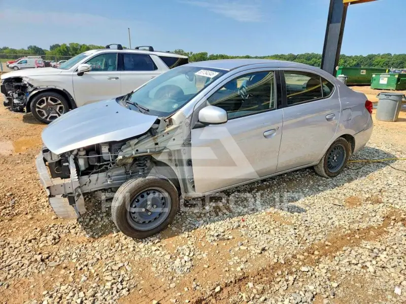 2017 Mitsubishi MIRAGE фото