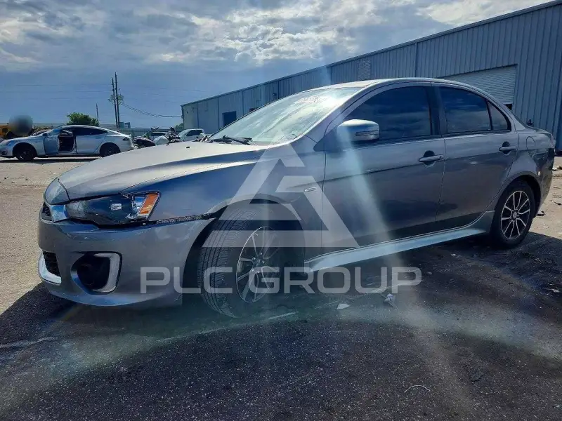 2017 Mitsubishi LANCER photo