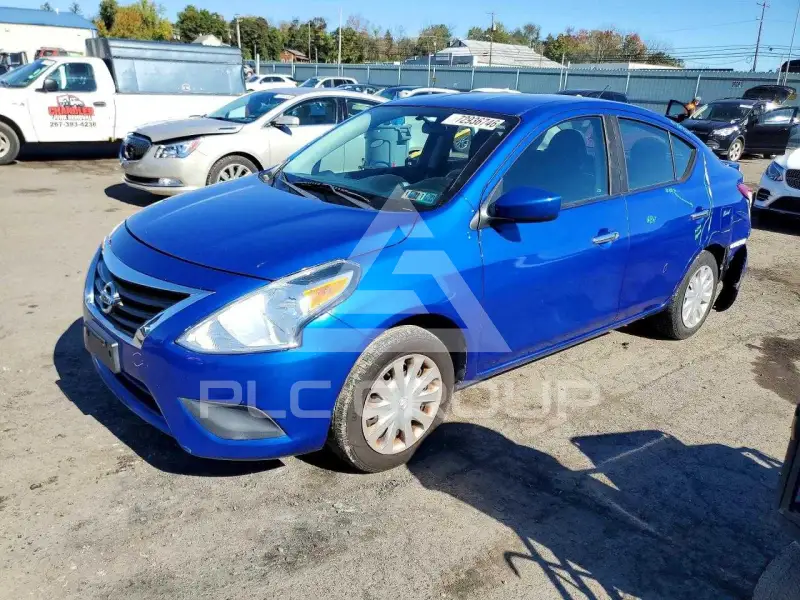2017 Nissan VERSA photo