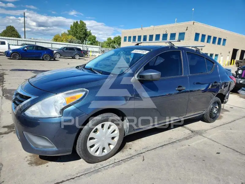2017 Nissan VERSA фото