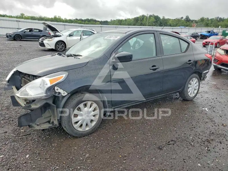 2017 Nissan VERSA photo