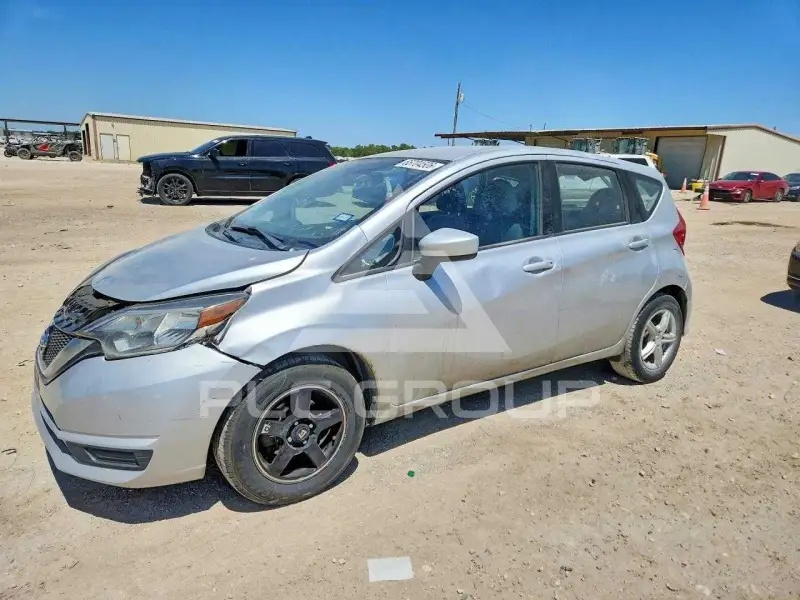 2017 Nissan VERSA photo