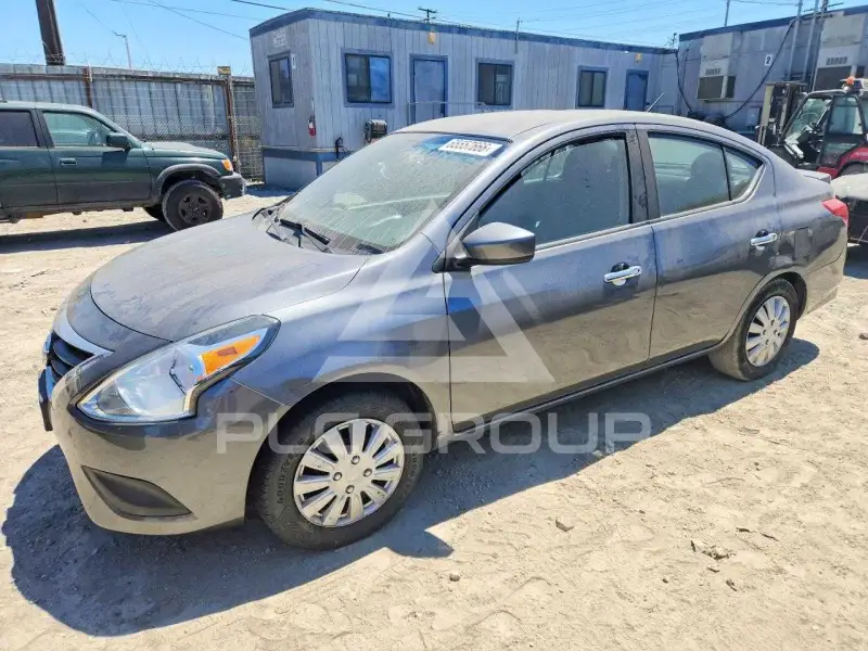 2017 Nissan VERSA фото