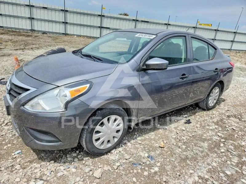 2017 Nissan VERSA photo