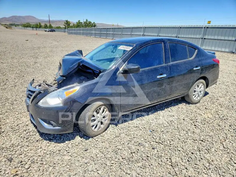 2017 Nissan VERSA фото