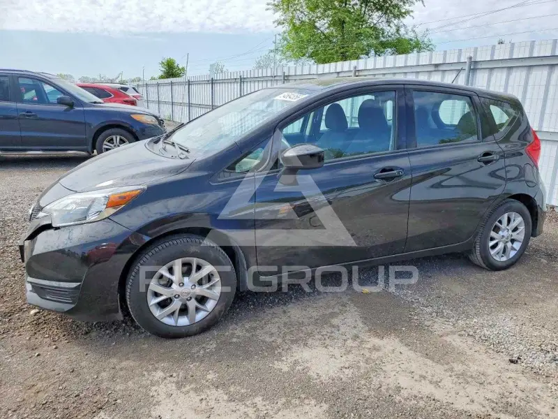 2017 Nissan VERSA фото