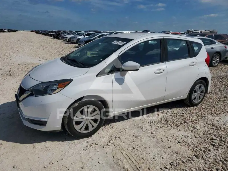 2017 Nissan VERSA фото