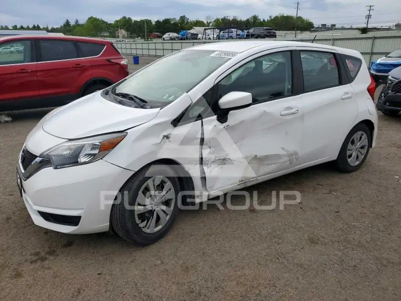 2017 Nissan VERSA фото
