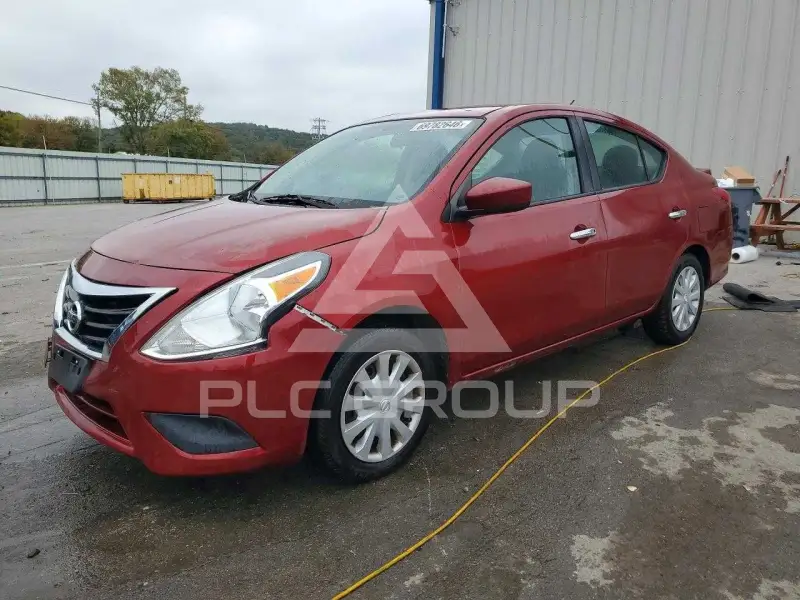 2017 Nissan VERSA photo